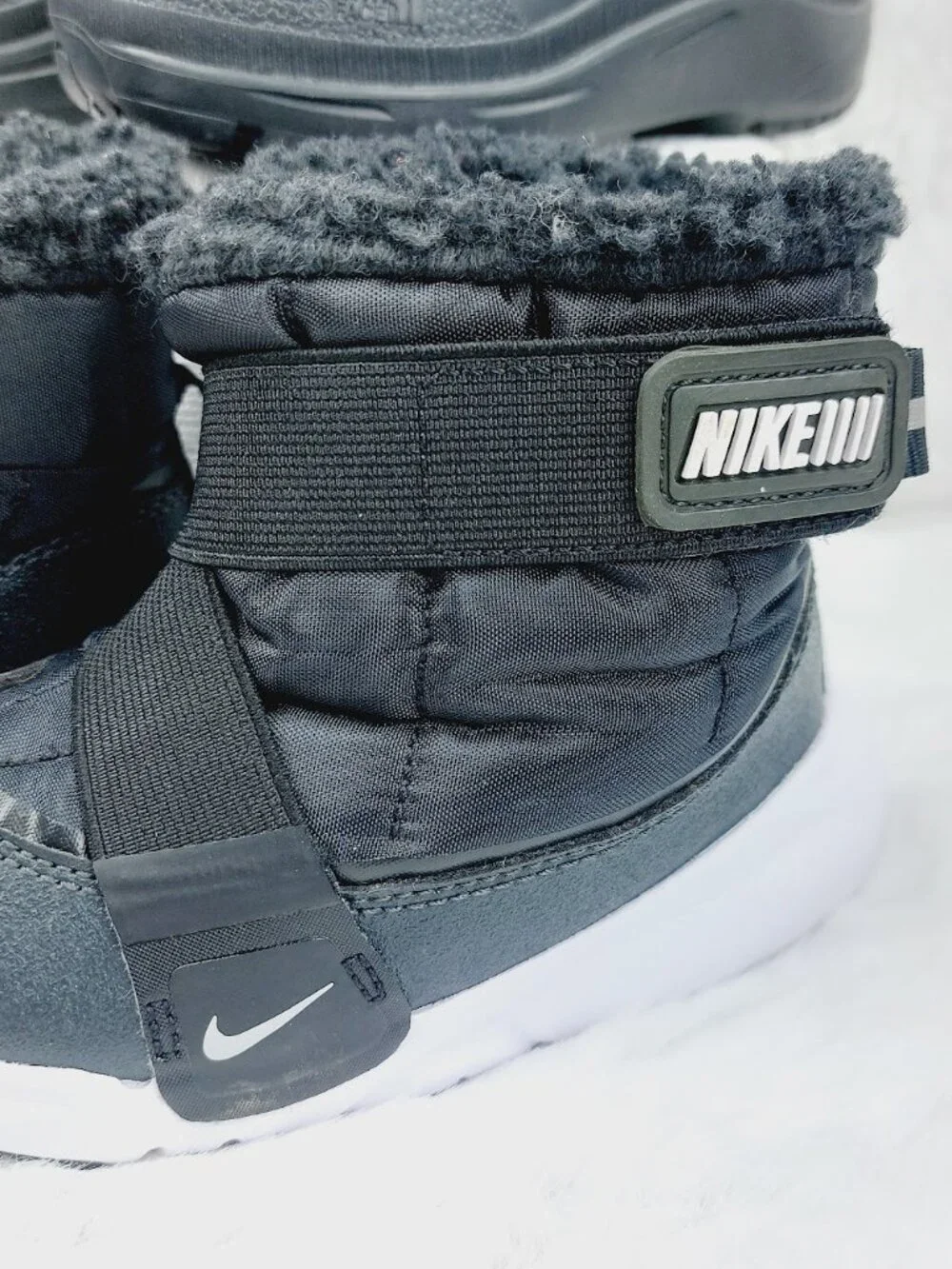 Set of 2 The North Face Nike Girl's Black Brown Hook & Loop Ankle Snow Boot Sz 7